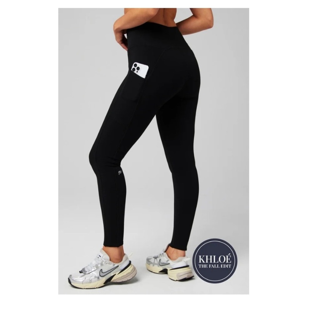 Fabletics Khloé Cold Weather High-Waisted Pocket Legging Large